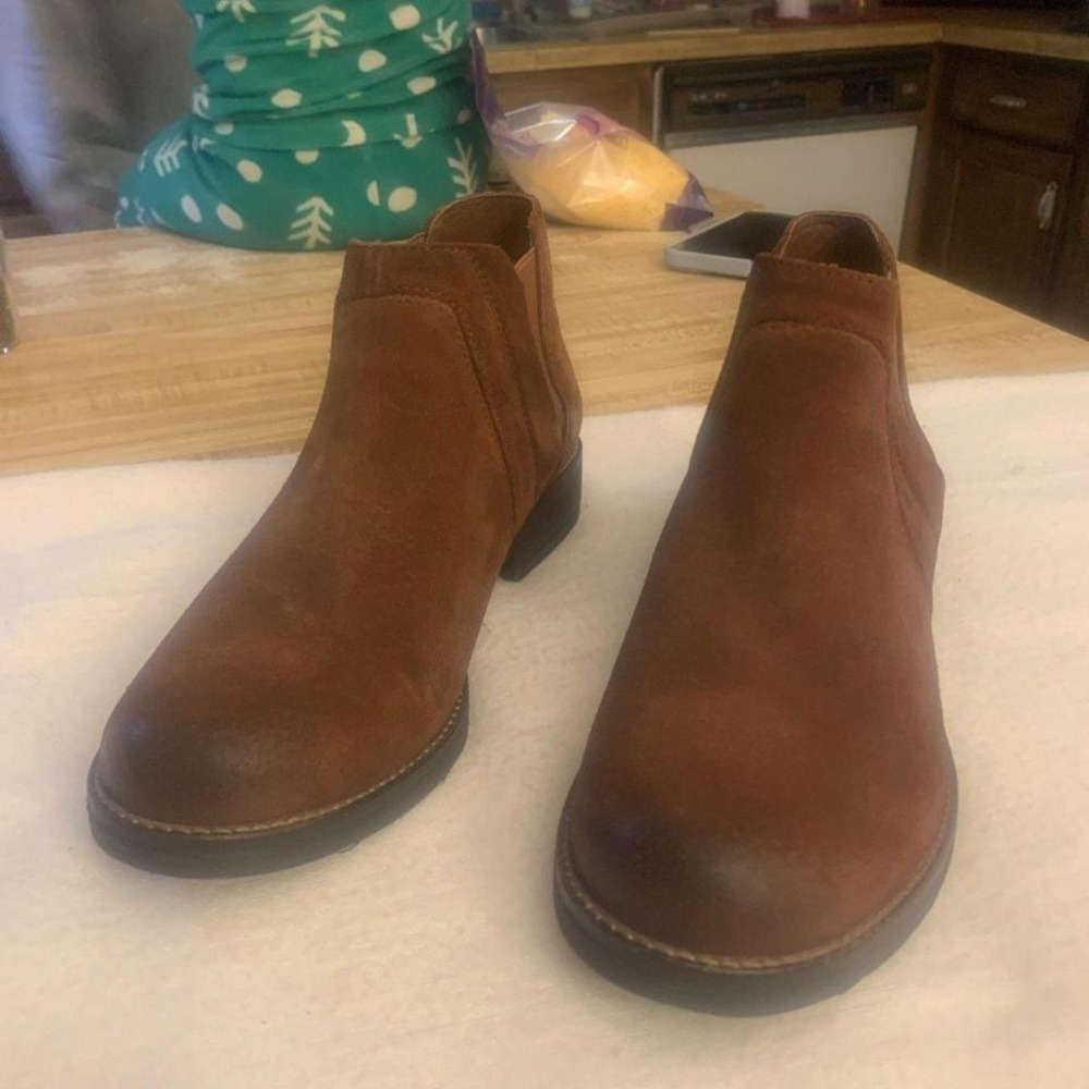 Clarks Demi Beat Brown Suade Ankle Boots Womens Sz 7.5